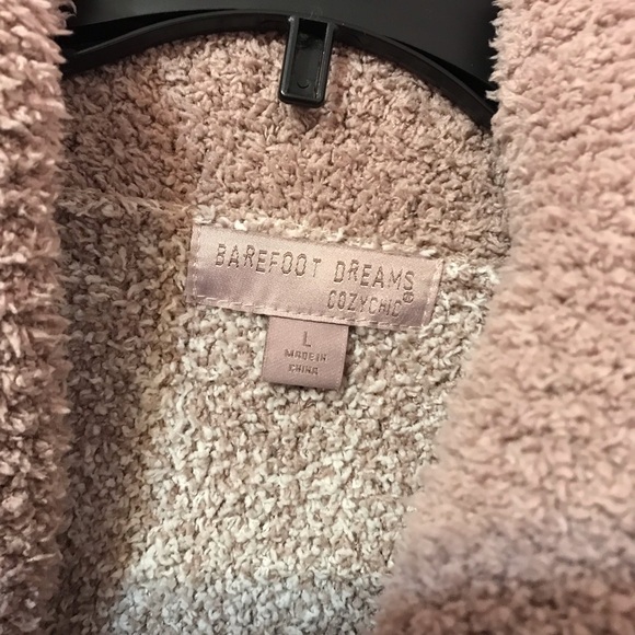 Barefoot Dreams Cozy Chic Houndstooth cowl neck Sweater size Large - Picture 3 of 4